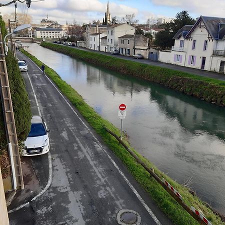 Niort Au Bord De L'Eau 3 Apartment Luaran gambar
